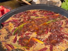-黄潇洒老火锅(九眼桥宏济巷店)