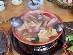 -阿婆情腊排骨火锅(金虹路店)