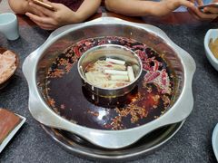 -烩两江火锅(忠县万达店)