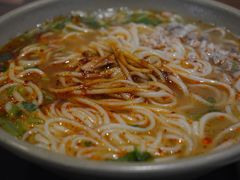 -亮亮面馆(经六路店)
