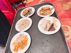 -天宜隆蘑菇宴火锅(石景山旗舰店)