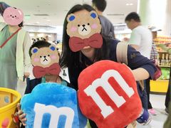 -m豆巧克力世界(上海世茂广场店)