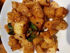 秘制酸萝卜-华仔龙虾(永乐路总店)