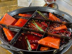 -正南齊北重庆老火锅(光华村直营店)