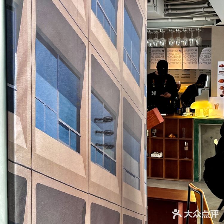 喜欢西安的春天🌷让每家小店都在走花路！