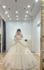 -予白婚纱礼服馆