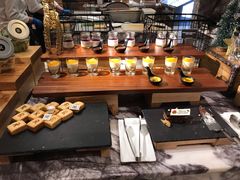 -上海漕河泾万丽酒店