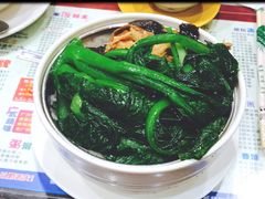 金菜云耳鸡丝炖饭-仁信双皮奶(庙前直街店)
