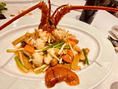 葱姜蒜炒龙虾-翠园(北京王府中环店)