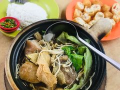 -直落玻璃（瓦煲）肉骨茶