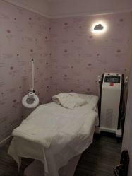 -咪咪比基尼脱毛专业店