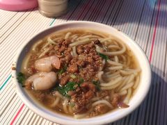 -六合夜市