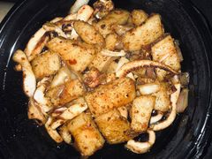 鱿鱼炒年糕-味中味休闲小吃(同济路店)