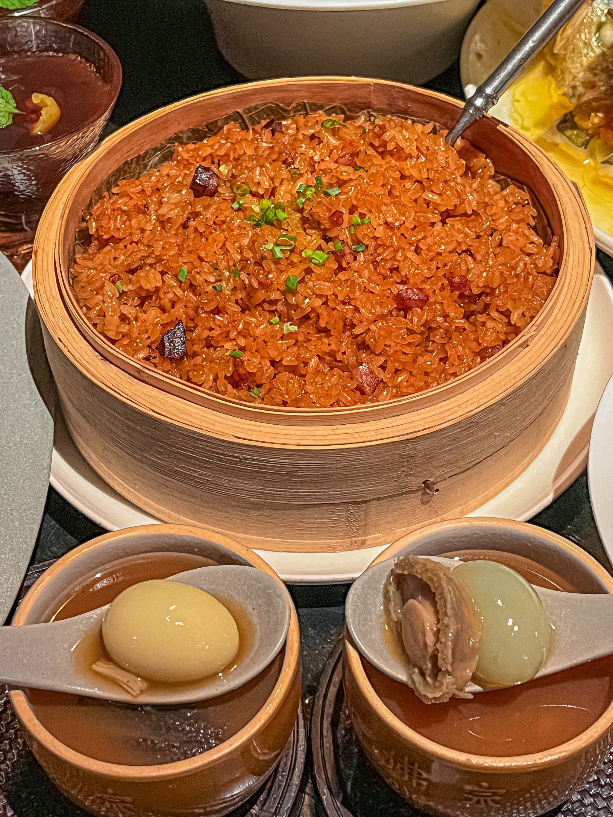 佛跳墙中,汤泡饭yyds[种草]

武夷山大红袍带有绿茶的清香与红茶