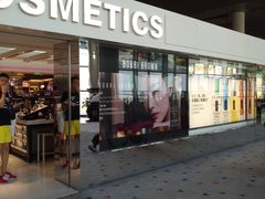 -中免(澳门机场免税店)