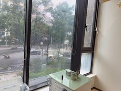 -维乐口腔·埃齐门诊(静安店)