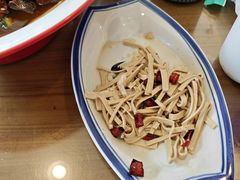 -鲁南仔·滕州炒鸡(经三路店)