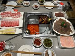 -海底捞火锅(宝龙广场夜宵主题店)