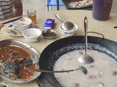 -鸿渡渔庄·特色鸭咀鱼