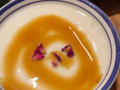 -云阿蛮云南生烫牛肉米线(奉贤路店)