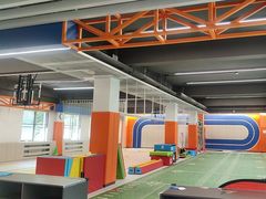 -悦动体能篮球羽毛球网球(三里河店)