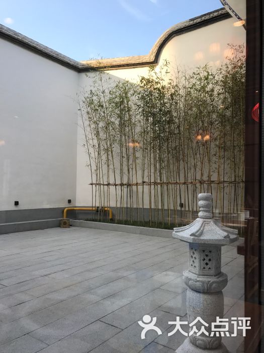 阿弥陀佛珍素馆图片 - 第1张