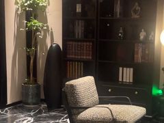 -万泊酒店(长沙五一广场国金中心店)
