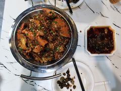 -凤凰路何眼镜香辣蟹(花果园店)
