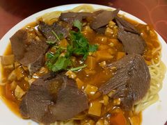 -壹阁胡羊焖饼(特色小吃街店)