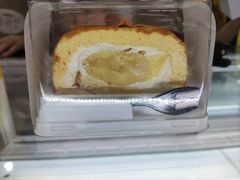 榴心浮云卷-薇薇安千层蛋糕(府城店)