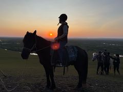 -额尔古纳黑山头绿野马帮骑马场