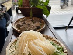 -由衷贵州酸汤牛肉火锅(新桥店)