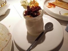 牛奶布丁-春树下·树屋花房西餐厅(罍街AS1980店)