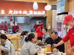 -百联川沙购物中心