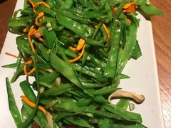 五彩花菇荷兰豆-云海肴·汽锅鸡·云南菜(天山百盛优客店)