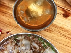 -正宗杨记普洱酸醋米线(总店)