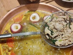 -洱火云南酸菜牛肉火锅(石景山当代商城店)