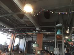 大堂-鸣记脆皮烤鱼·海鲜烤鱼(三八广场店)