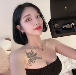 -罗亚帝造型