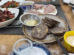 -三锅莊·牦牛肉火锅·香格里拉特色藏餐宴请餐厅(菱角塘路店)