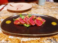 金枪鱼牛油果-BROWNSTONE布朗石西班牙餐厅(富城店)