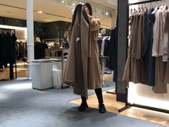 -乐蓬马歇百货公司(Rive Gauche)
