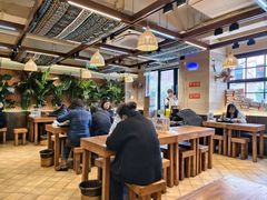 -云阿蛮云南生烫牛肉米线(奉贤路店)