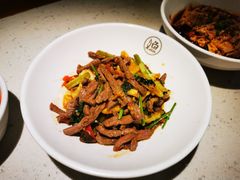 -江渔儿酸菜鱼·拔草餐厅(虎门君乐汇店)