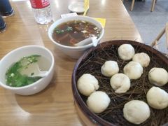 -佬钱湾仔(衣裳街店)