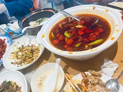 -渝信川菜 · 川味家常菜(财富购物中心店)