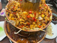 -超越炭火牛蛙火锅鸡(河东店)