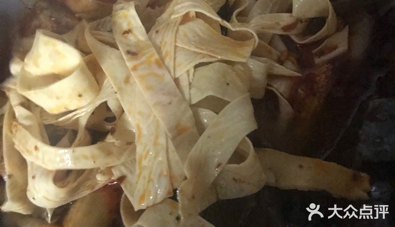 菜包，豆制品类。一包火锅底料