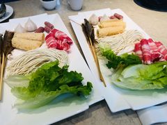 -海上明月海鲜火锅 鲜切牛肉
