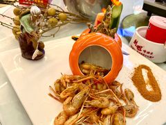 -刘姐啤酒鱼民族演艺餐厅(西街总店)